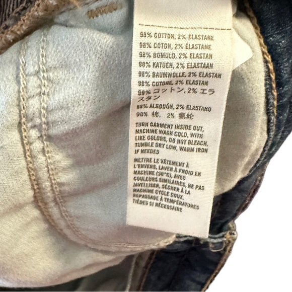 Hollister Socal Stretch Distressed Capri Jeans - Picture 5 of 7